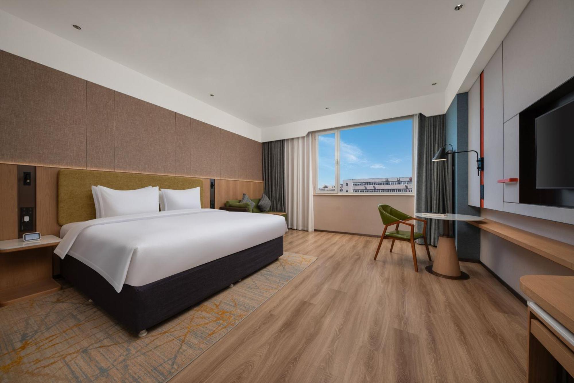 Holiday Inn Express Shangdi Beijing By Ihg L Next To Yuanmingyuan Park & Subway & Qinghe Railway Station & Beijing Sport University L Taxi 15 Minutes To Summer Palace & Peking University & Tsinghua University L 20 Minutes To Badaling Great Wall By Ra Eksteriør bilde